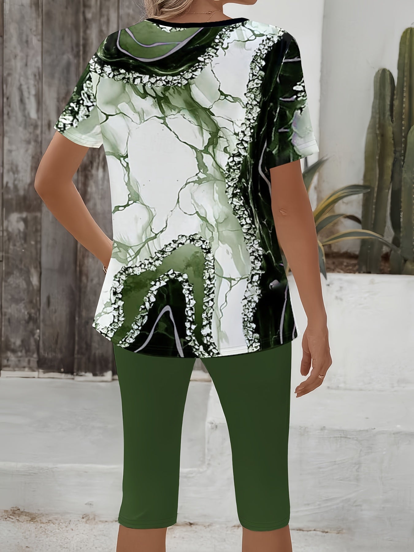Luna™ | Printed Two-Piece Stretch Set