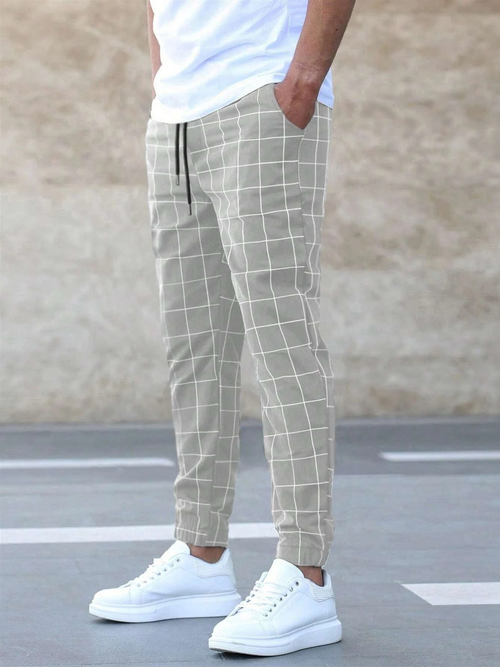 Men's Sweatpant | Tapered Ankle Checked Drawstring