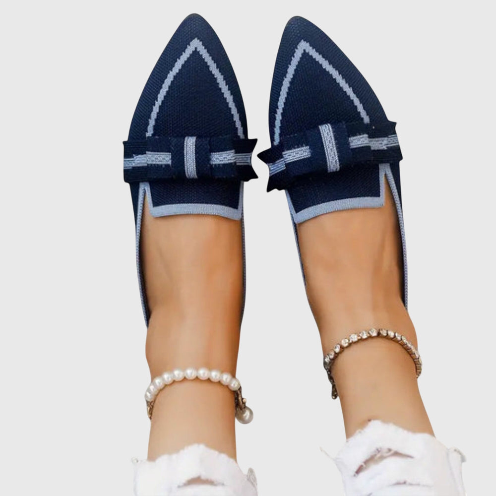 Women's Shoe | Pointed Toe Flat Knot Detail