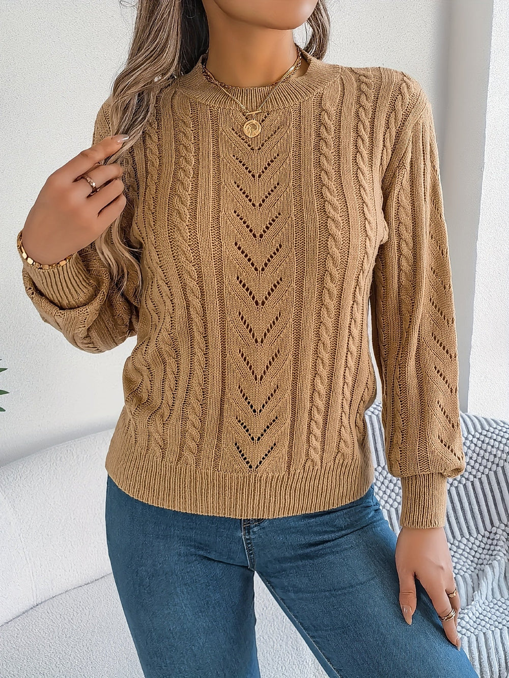 Women's Sweater | Cable Knit Round Neck Long Sleeve Fitted