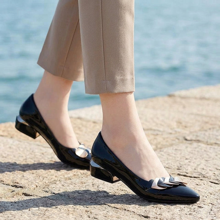 Sienna Pointed Block Heels - Black